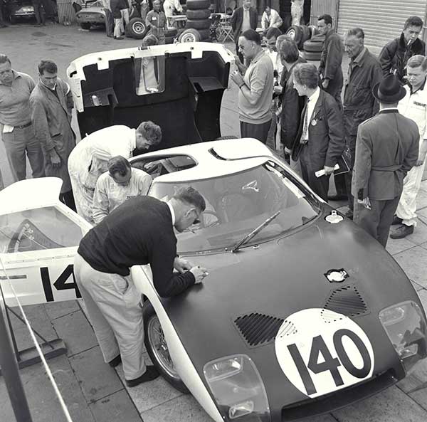 1964 Nürburgring 1000 Kilometres - Ford GT #GT/102 - Ford Advanced Vehicles driven by Phil Hill and Bruce McLaren.